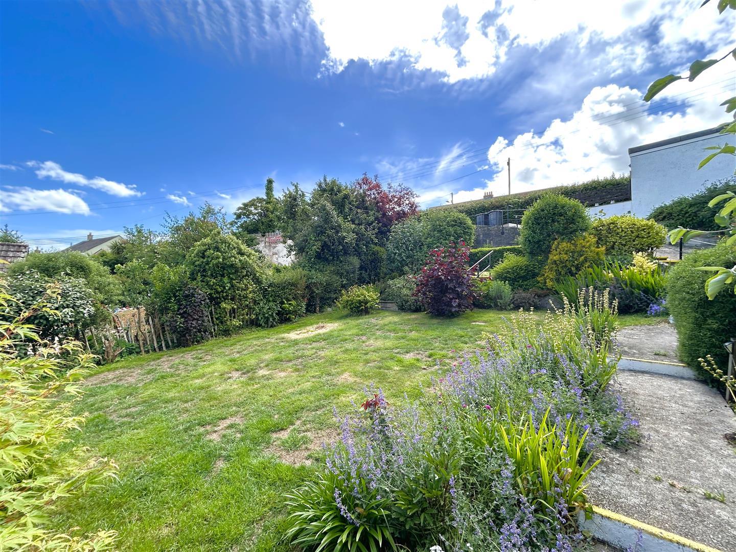 Property Image ff0dee38-f9d9-4147-a5f4-a9d7ee15373e