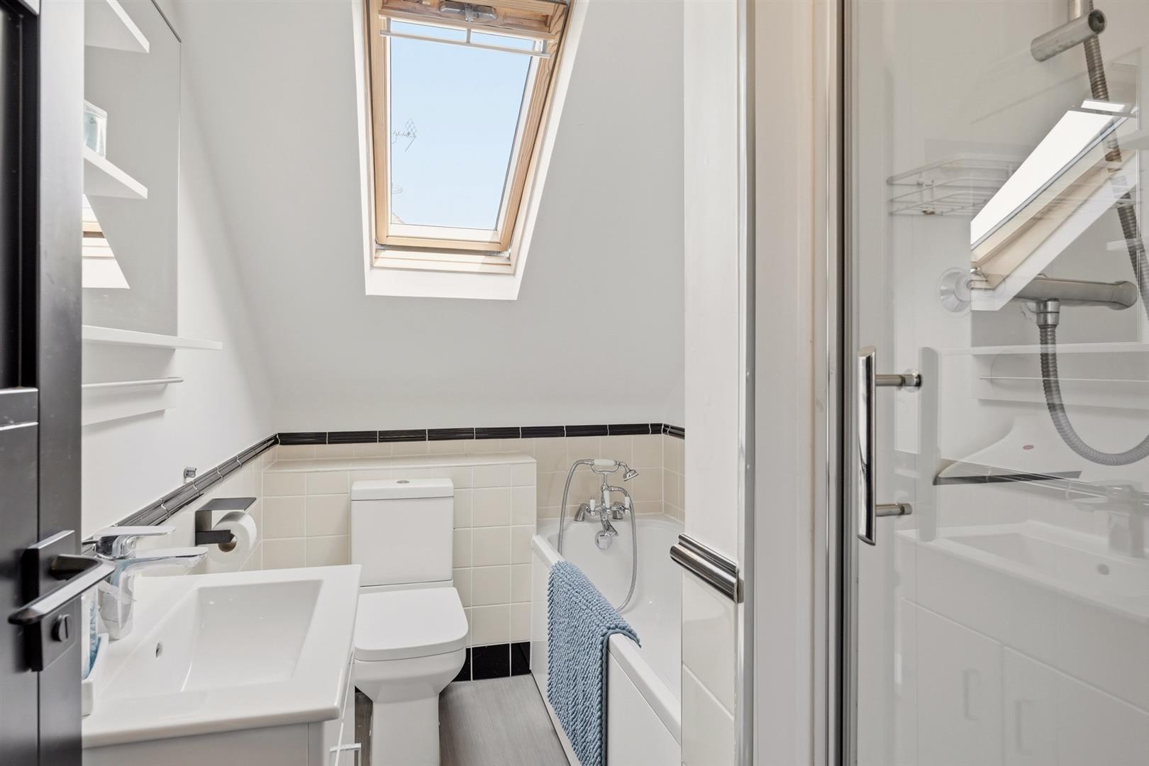 Property Image ff2537da-9cd2-46a6-8d80-a899b2f303f6