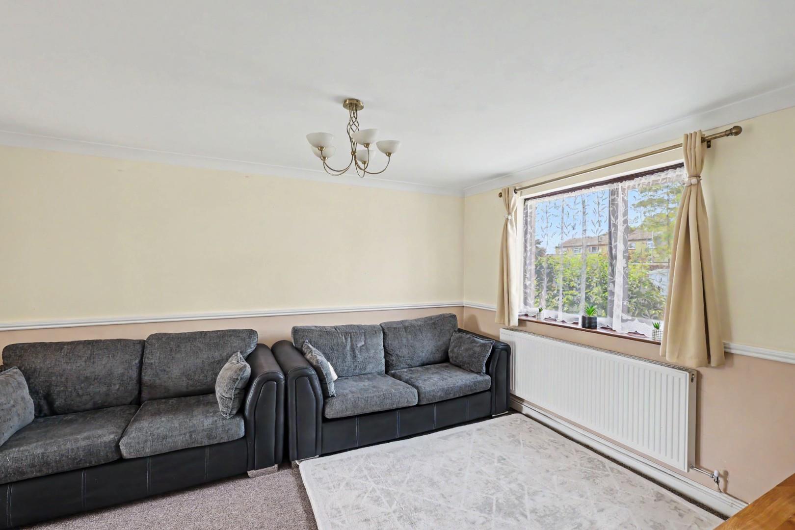 Property Image ff32c59d-f2d9-4b43-8442-e0a20bdd57e4