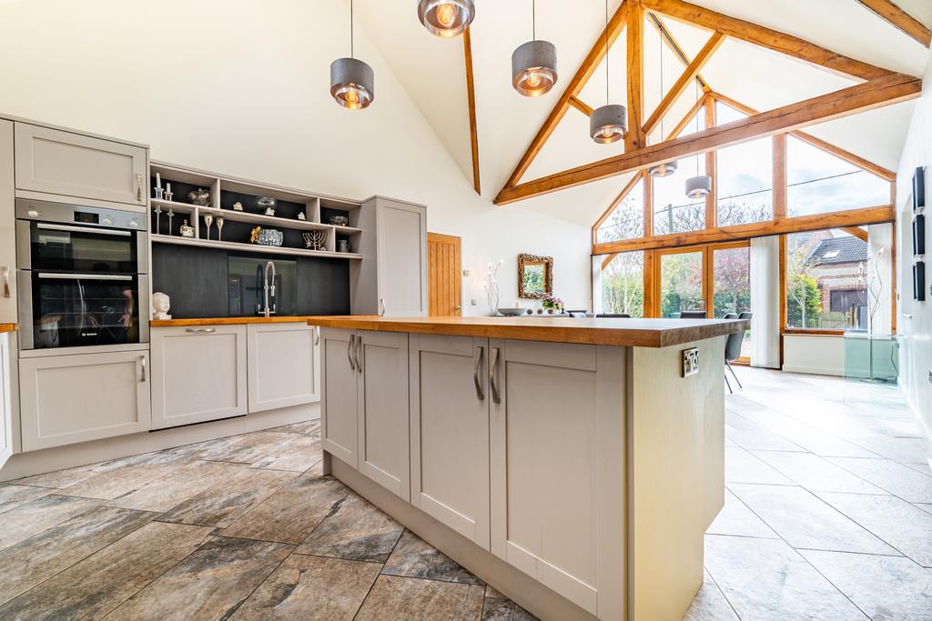 Property Image ff401ec2-e39d-4049-8887-143eb92340c4