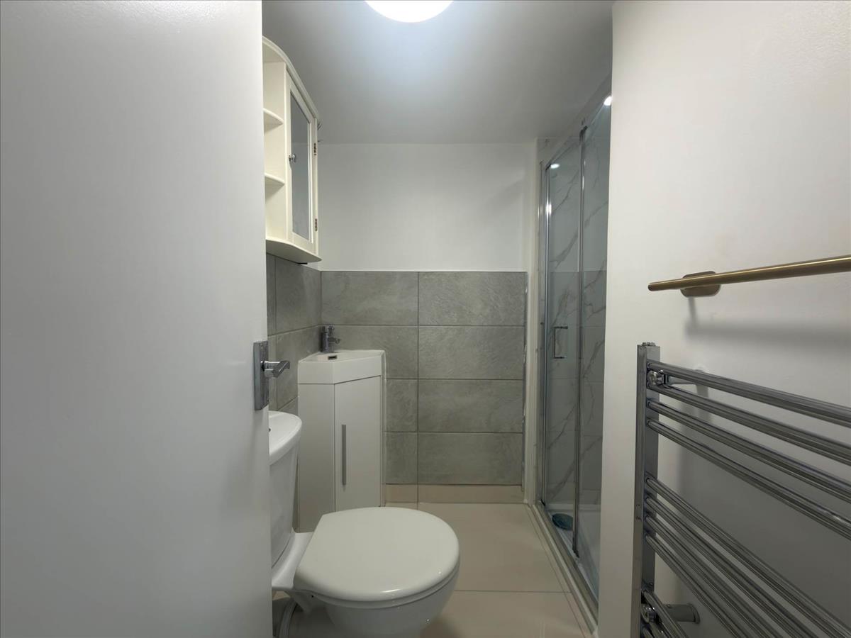Property Image ff618737-5db3-4f92-a47b-45039a77a429