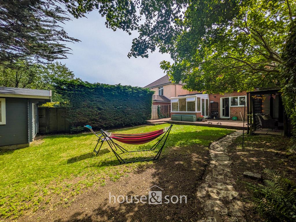 Property Image ff9a71f6-4c0e-4465-9b46-faf6652137c2