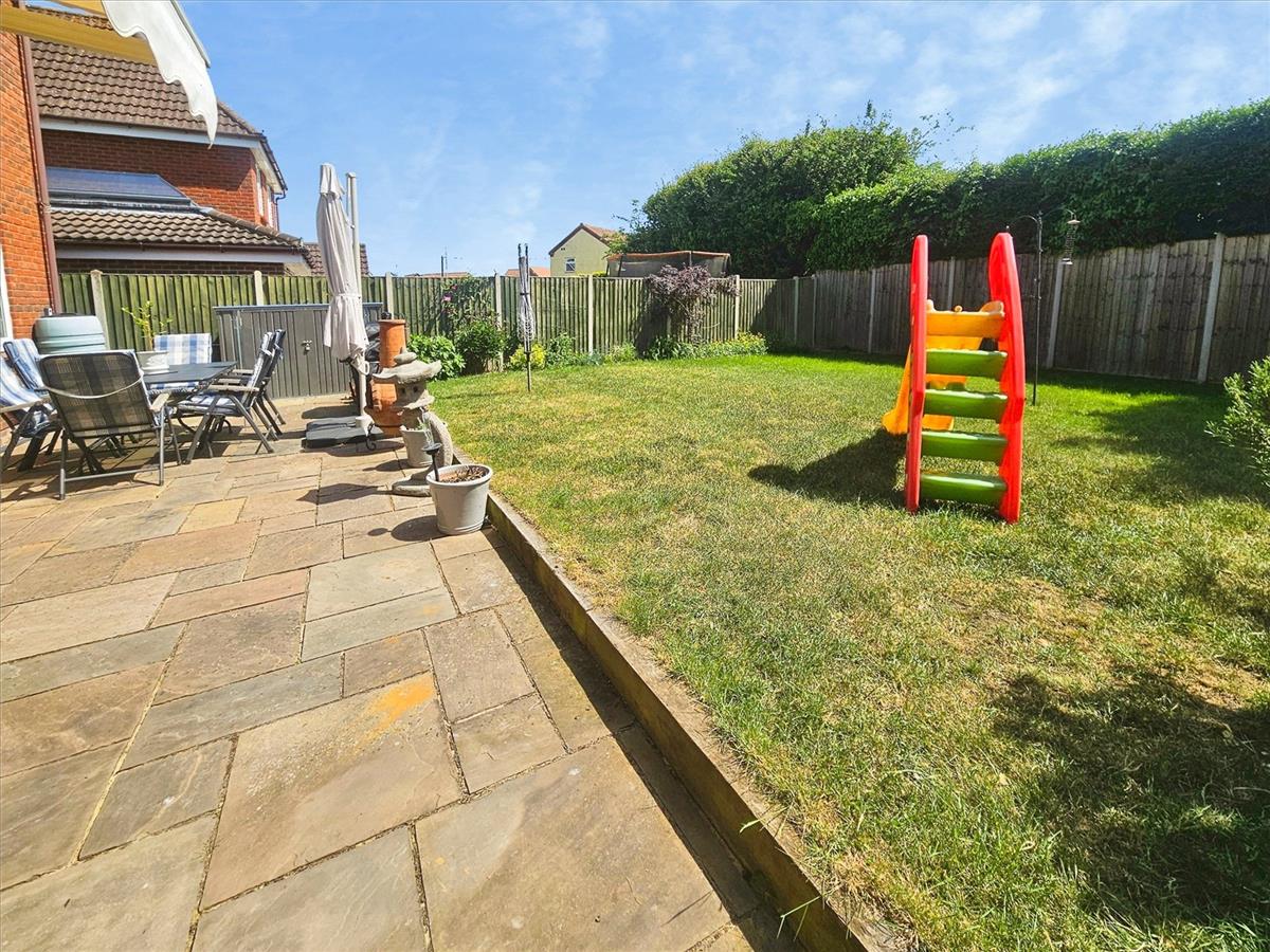 Property Image ffc77aff-6cd4-420b-85b4-44b9deb1580d