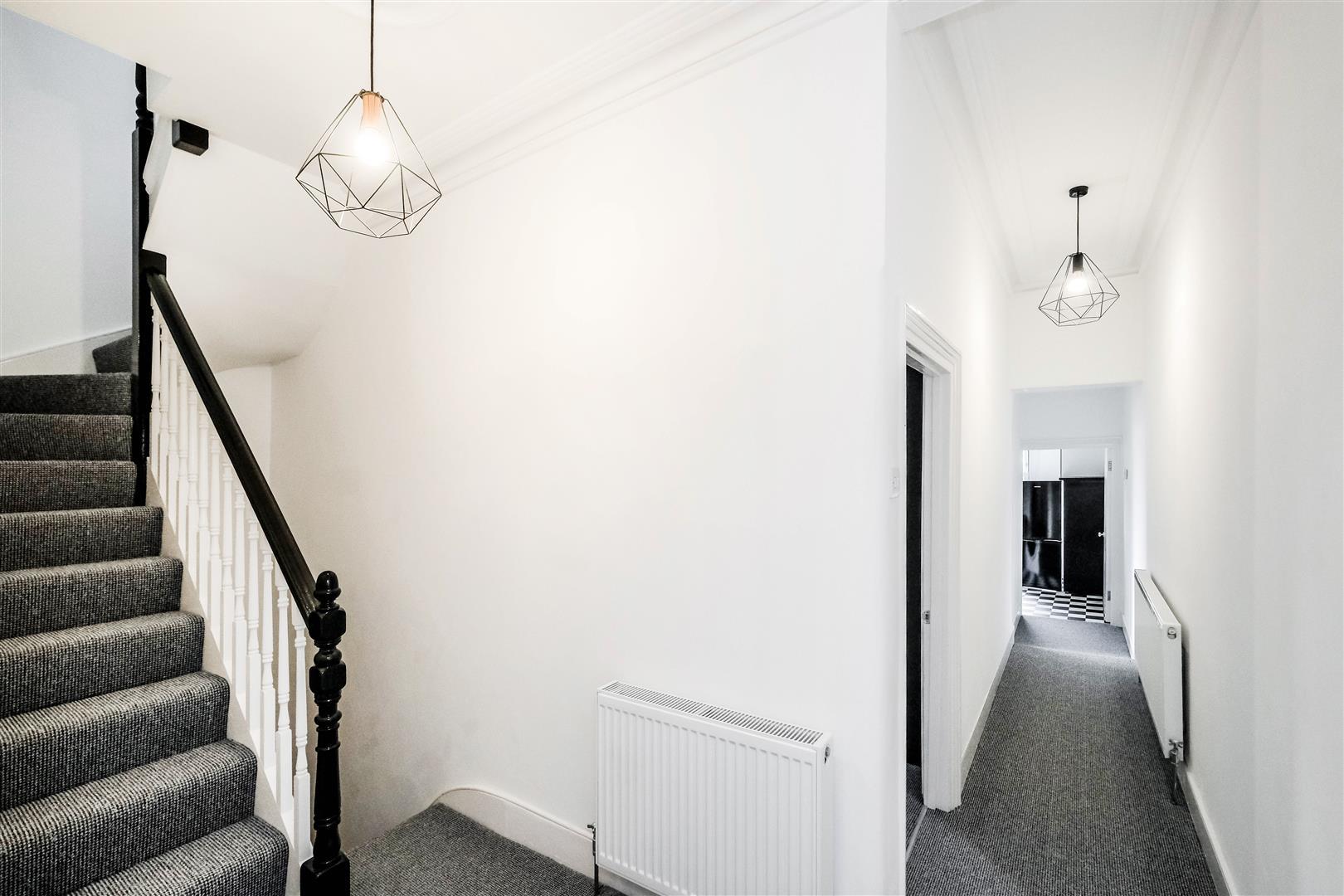 Property Image ffcd2392-d06a-42c1-9c6e-38922639ee96
