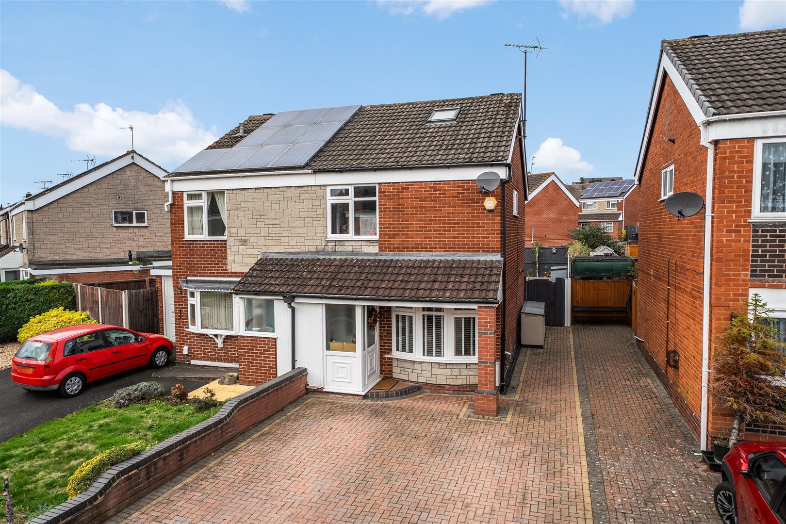 Property Image ffd90189-00de-474c-9800-f79eb2c5b365