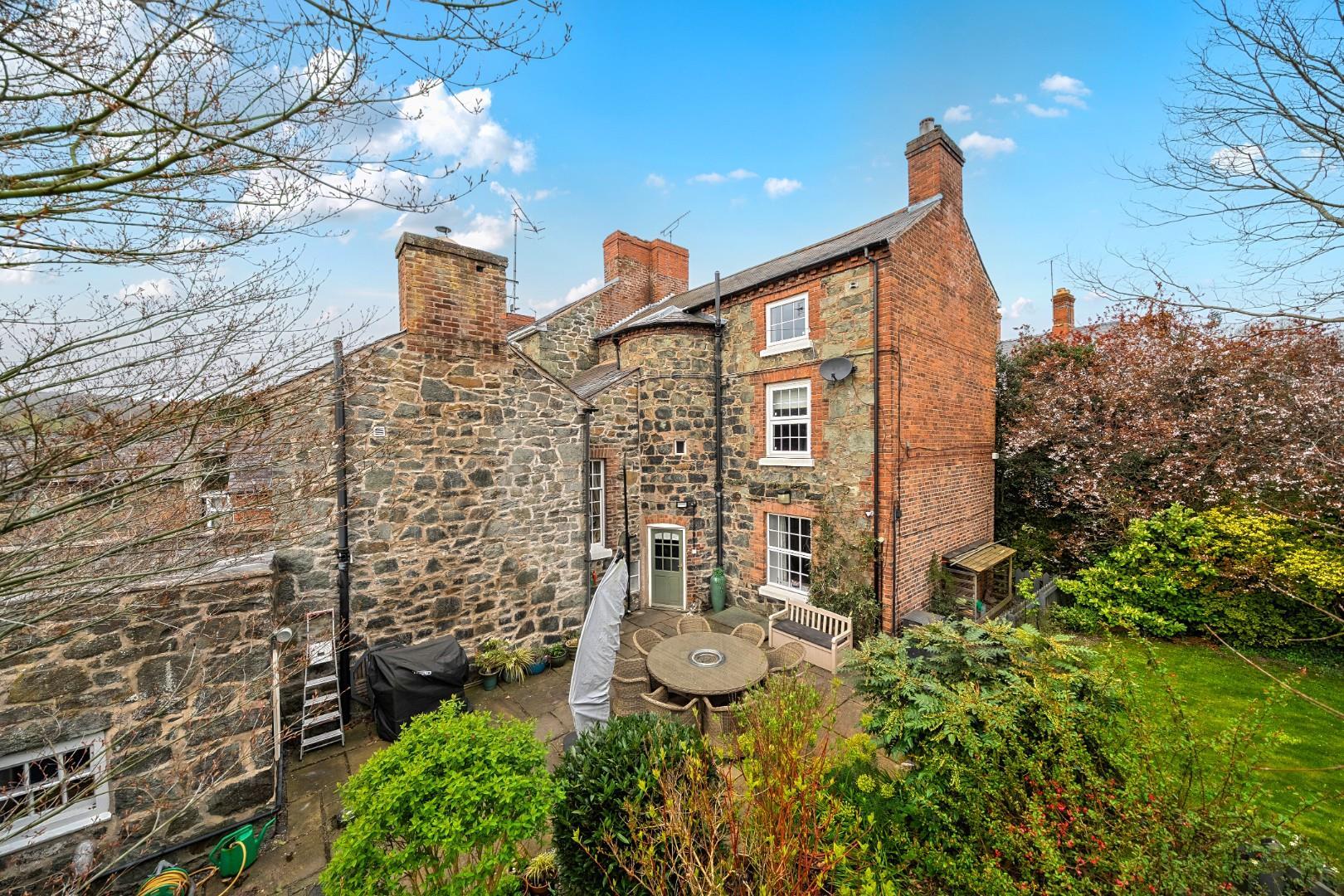 Property Image ffe50faf-686a-4b40-a86d-eccc5e96dfcf