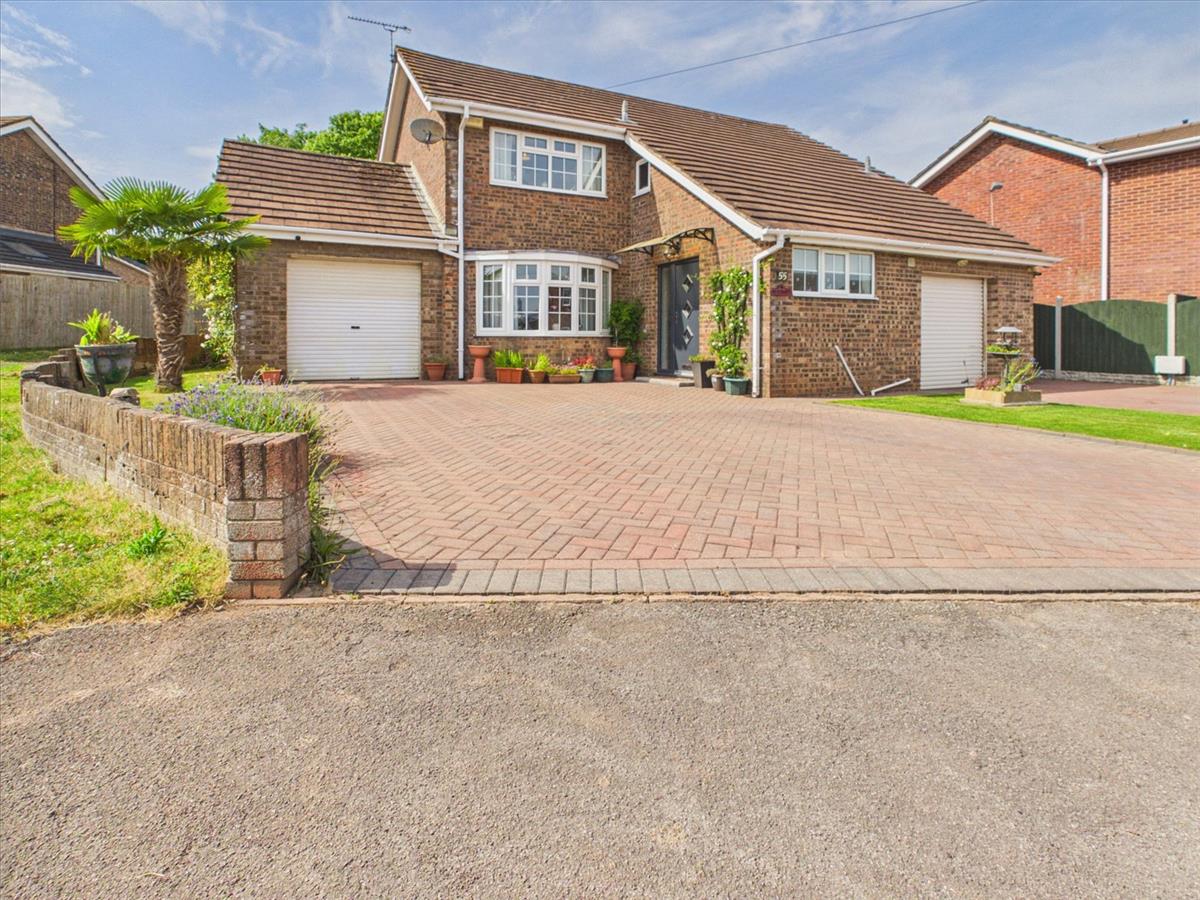Property Image ffed6206-8c5b-45f6-8ef8-26c25115f204