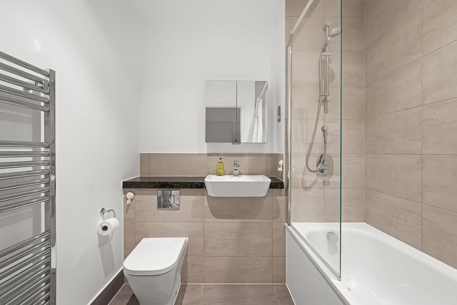 Property Image fff830de-0b06-45c1-82cc-2f0ecae30933