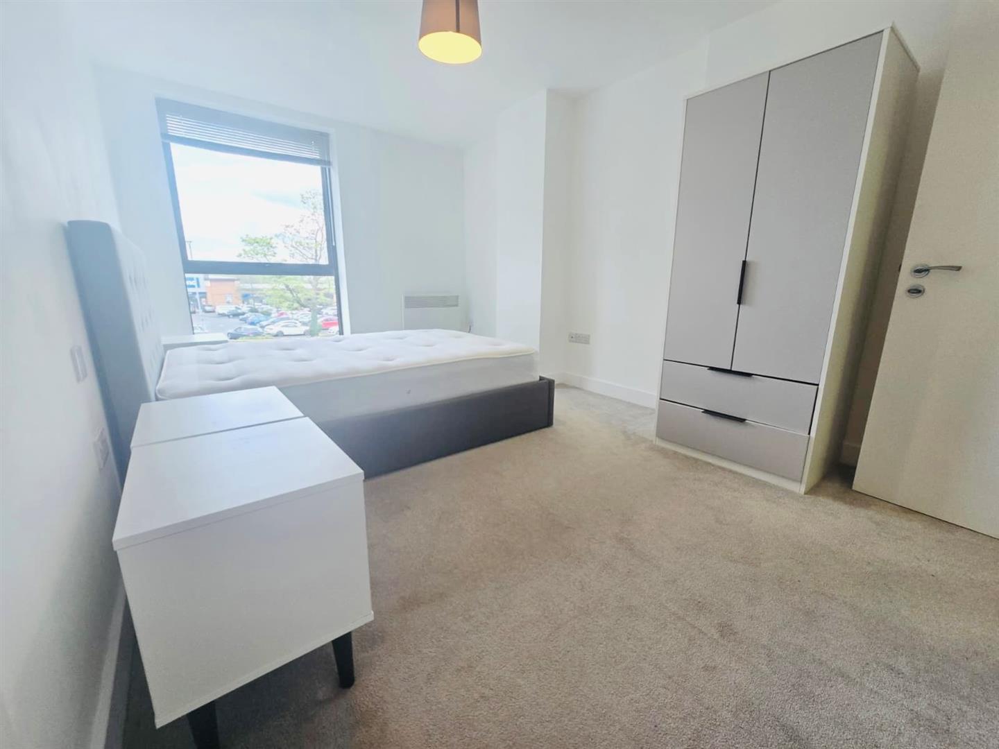 Property Image fff9aced-d55c-43d9-835b-9667a2e919c9