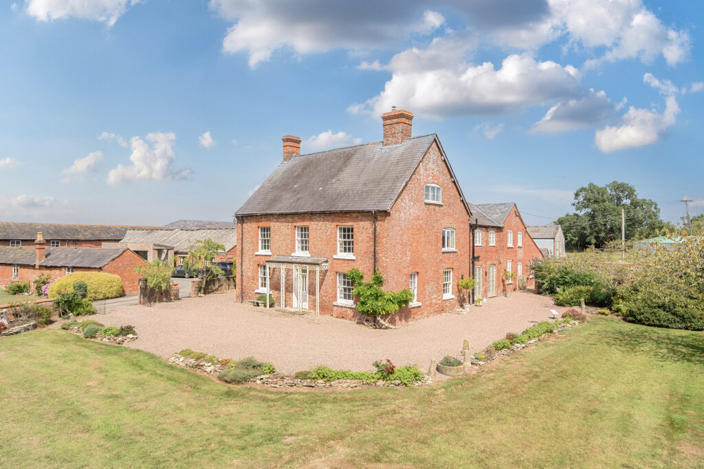 Arable & Livestock Farm