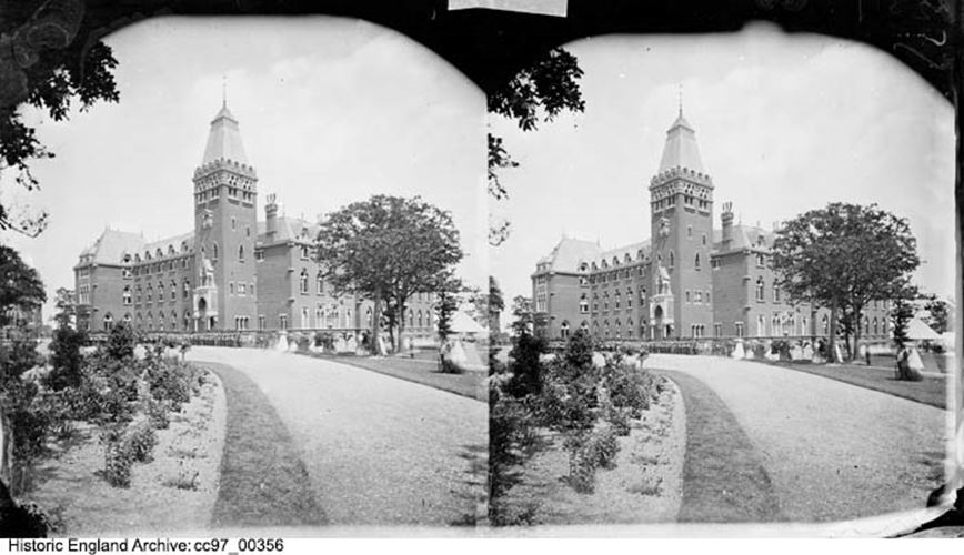 FORMER MERCHANT SEAMEN'S ORPHAN ASYLUM AT WANSTEAD HOSPITAL. CHAPEL TO THE NORTH WEST OF WANSTEAD HOSPITAL, Non Civil Parish - 1200737 | Historic England
